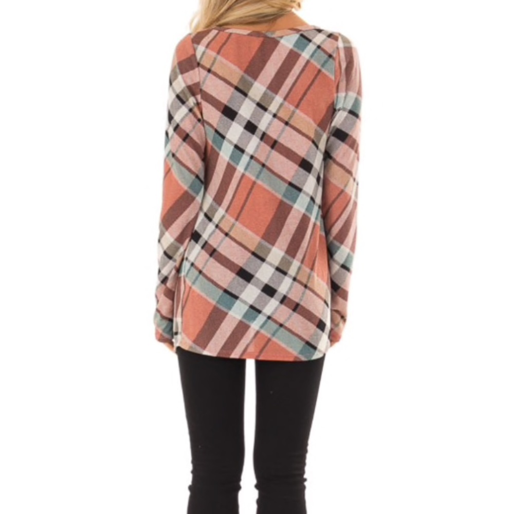 ✅Peach & Aqua Plaid Long Sleeve Top w/ Twist - Picture 4 of 6